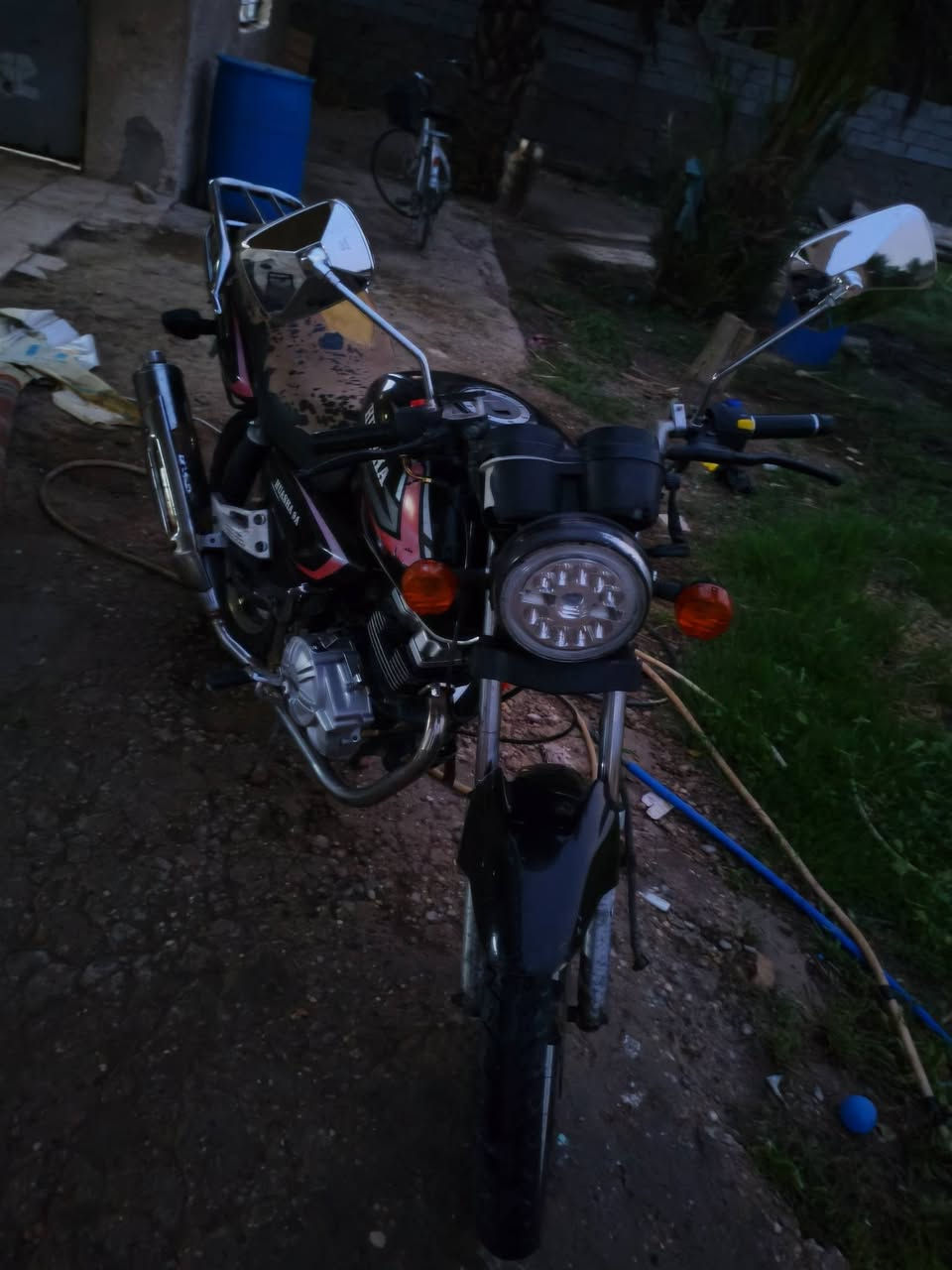 السلام عليكم دراجه هيوشا 9A الدراجه خير من الله المحرك نضافه يخبل  .. مكاني بغداد المدائن /السعر400/الرقم استفسار***********👋🏽♥️
