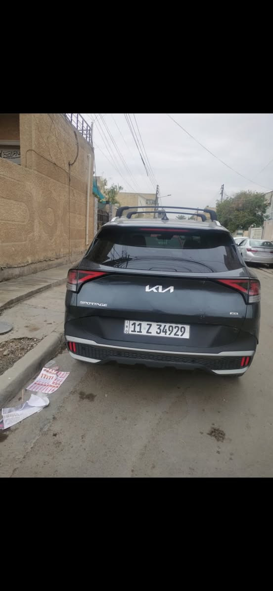 السلام عليكم كيا سبورتج  موديل 2024 حادثها بسيط بدون صبغ ماشيه 18000ميل سياره جديده جدا تفاصيل الأكثر الاتصال على صاحب السياره ( مكلف بل نشر)
رقم هاتف صاحب سياره: ‭٠٧٧٢ ٤٢٦ ٨٨٦٩‬
العنوان: بغداد -الغزاليه
