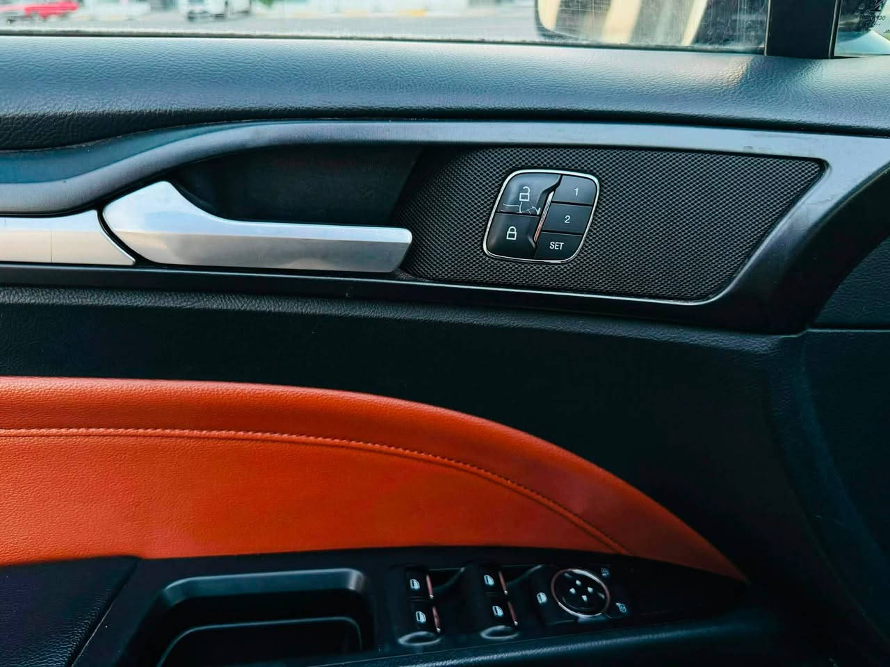 🚗 للبيع فورد فيوجن تيتانيوم 2020
✨ سيارة جميلة جداً ونموذجية
✅ فل المواصفات
✅ المكينة والجير بشرط

🔹 يوجد قطعتا صبغ وقطعتان تبديل فقط
🔹 السنوية جديدة لغاية عام 2027

📌 المواصفات:
• محرك 2.0 تيربو
• بصمة الأبواب
• كود الباب والشاشة
• حساسات ورادار أمامي وخلفي
• رادار المرايا
• شاشة كبيرة
• تحديد السرعة
• تحكم بالصوت من المقود
• جير ماوس
• Auto Hold
• وضع Sport
• تبريد ولمس
• مقاعد كهربائية
• تبريد مركزي
• فتحة سقف (سلايد)

📍 ماشية 57 ألف ميل

💰 السعر: 108 ألف دولار
🤝 قابل للتفاوض

✅ التسليم بشرط
✅ الغرامة ونقل الملكية بشرط

📞 رقم المالك:
***********
