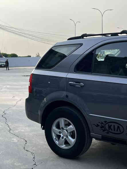 للبيع
KIA-Sorento-2007 كيا سورنتو
نضافه فول وكفاله عامه بدون قطره صبغ 
السياره باسمي  هزه وفحص جديد تريد وكاله وتحويل 
كابون بيها 
بدون جراد ولا اي ضرر
السياره على وضع الشركة كلها 
كير ومحرك شرط رقم واحد داخلها لونين + جامات كهرباء اوتو
كروس سرعه +تحكم ستيرن
مرايات كهرباء
تبريد شغال ثلج 
السياره بدون اي نقوصات
طخم امامي وخلفي جديد 
السياره بالواقع احلا من الصور
مكانها نينوى.
السعر (110) وبيها مجال 
***********
***********
