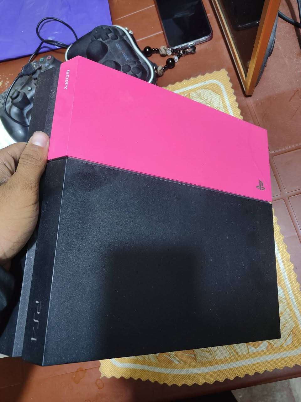 فور فات مهكر. 500GB
يدات عدد 2
كيبل شحن يدات +كفر جوستك +حافضة جوستك
هوة والعابة كامل ممفتوح ولا مصلح تجي تاخذة من الباب
السعر 265 الف
العنوان بغداد مدينه الصدر


**إذا كنت صاحب هذا الإعلان وتريد حذفه لأي سبب، رجاءا أرسل رسالة إلى الدعم الفني**