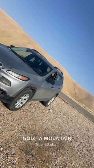 جيب بزون 16 2400 سبورت رقم بغداد حره ماشيه 130 الحادث بالصور ايرباك بردات بس الباقي بلادي
مواصفات عاديه تبريد قطعتين سايد بريك بصمه شاشه جبيره كامره دواره
السياره بيها رصعات وطخات بالصوره كلهن ممسويهن ع البارد والبنيد مكسور من الداخل نسيته مفتوح وطار عليه
السياره قطره صبغ مابيها 
المكينه جديده مكفوله
الكير والكهربائيات كلها جديده مابيها اي گلوب بالدشبول مشتغل
الصدر الامامي والخلفي والتايرات كلهن تبديل جديد 
السياره واضحه كدامك تحويلها ثاني يوم
مكاني بغداد شرطة الخامسه
سعرها 105
***********
