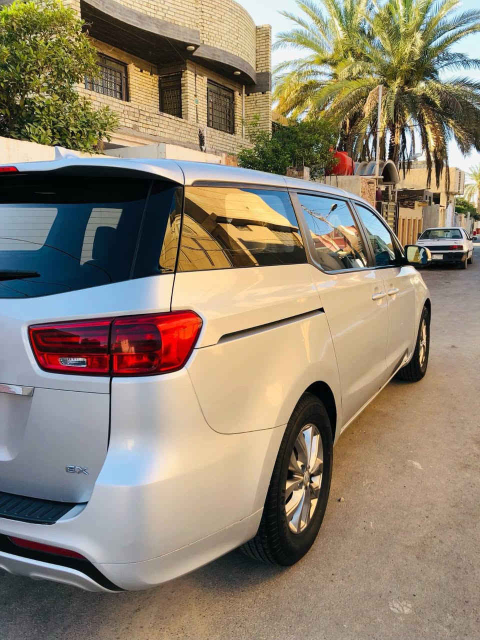 سلام عليكم ورحمه الله وبركاته سياره سيدنا للبيع
موديل: 2019
مواصفات : 7راكب تبريد مركزي شاشة تحديد سرعة…
محرك: ستة سلندر مامفتوح كير مكينة بشرط ب جيس 
كفاله بس قبق جنطه مبدل فقط 
لون السيارة: رصاصي سنويا ماصاقطه جديده رقم اربيل السياره ب اسمي تحويل ثاني يوم  
سعر: 210 وبيه مجال 
عنوان: حله حي الجزائر  
للاستفسار اكثر راسلني على وتساب او خابر ***********
