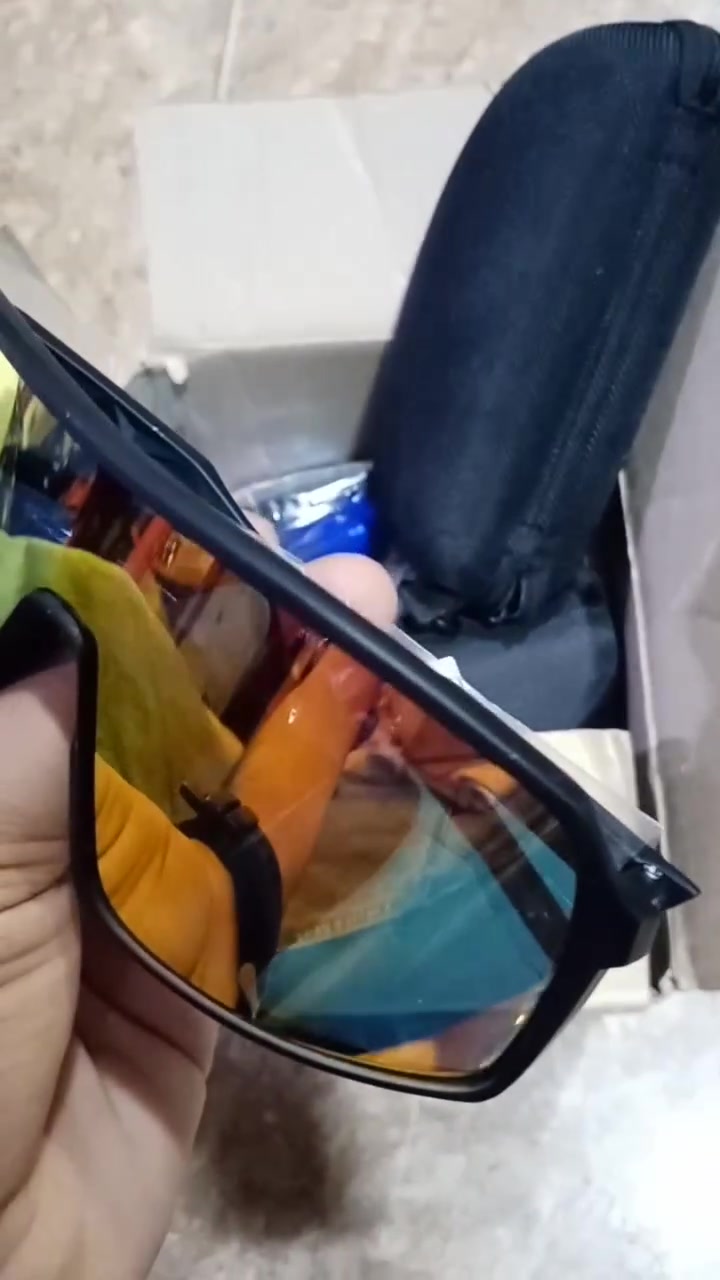 سعربلعافیە ⬆⬆ 11قطعە منظرە مادی امریکی 2قطعە عصلی جانطە مارکە  10قطعە فسفوری


**إذا كنت صاحب هذا الإعلان وتريد حذفه لأي سبب، رجاءا أرسل رسالة إلى الدعم الفني**