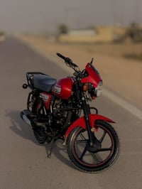 دراجه دايوان كرزي دم لغزال حجم 150سي سي نضافه وشلعه فوول  مكفوله كفاله...