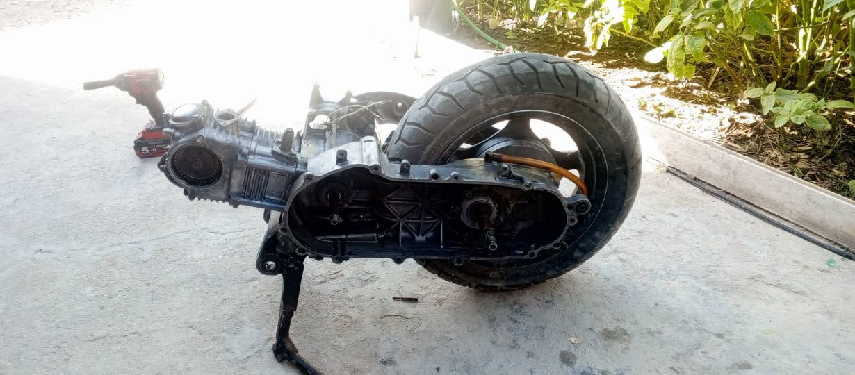 مكينه سكنس للبيع 
بيه روله رياضيه 300
سعر خاص متوفر توصيل ***********
