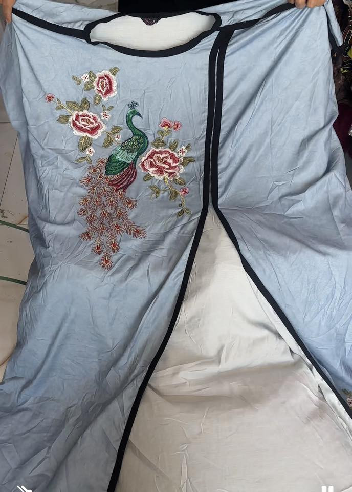 عرووووض نارية وجبه جديده من الدشاديش الكشمير والمخاور والعبايات الكويتي ب٥ الاف فقط ازياء المهره حولي الجامعه مجاور بيت المرمر .. #@


**إذا كنت صاحب هذا الإعلان وتريد حذفه لأي سبب، رجاءا أرسل رسالة إلى الدعم الفني**