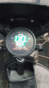 سلام عليكم دراجه شحن حجم14شركت لبيداء الخضر دراجه اخت الجديده كامله مكمله سرعته40 3سرع بطاريات بل جيس أربع بطاريات تايرات جدد جوبلس مو جوب هورن اشاير كل شغاله دراجه مال بيت لسعر250وبيه مجال لمكان بغداد جكوك شارع قمر بني هاشم رقمي ***********
