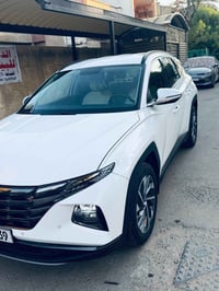 توسان ٢٠٢٤ خليجي مكفوله من الصبغ والتبديل حته رصعات وشخوط مابيها  فقط ...