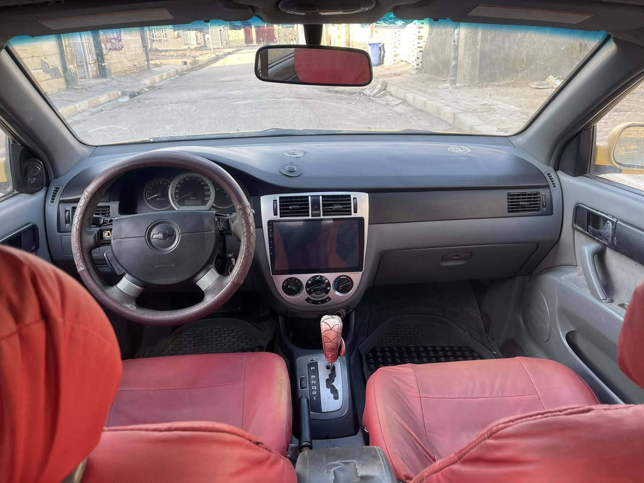 السلام عليكم اوبترا للبيع موديل 10 سياره مصفره هيئه وغرامات مكينه او كير مكفولات تخم تاير تبريد حداديه كله جديد سنويه لل 27 مصفره هيا وغرامات سياره جاهزه كهربائيات كلها شغاله مكان السياره ميسان العماره رقم مقفوله من الضربه الرقم *********** سعر السياره 53 وبيها مجال قليل
