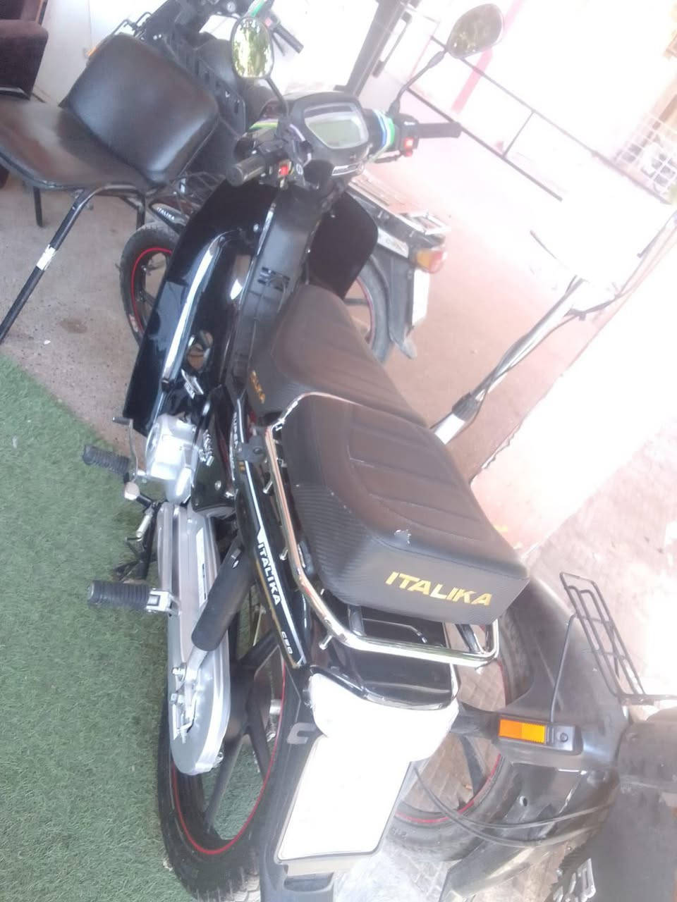 موطور c50 Italika مراكش, المغرب


**إذا كنت صاحب هذا الإعلان وتريد حذفه لأي سبب، رجاءا أرسل رسالة إلى الدعم الفني**
