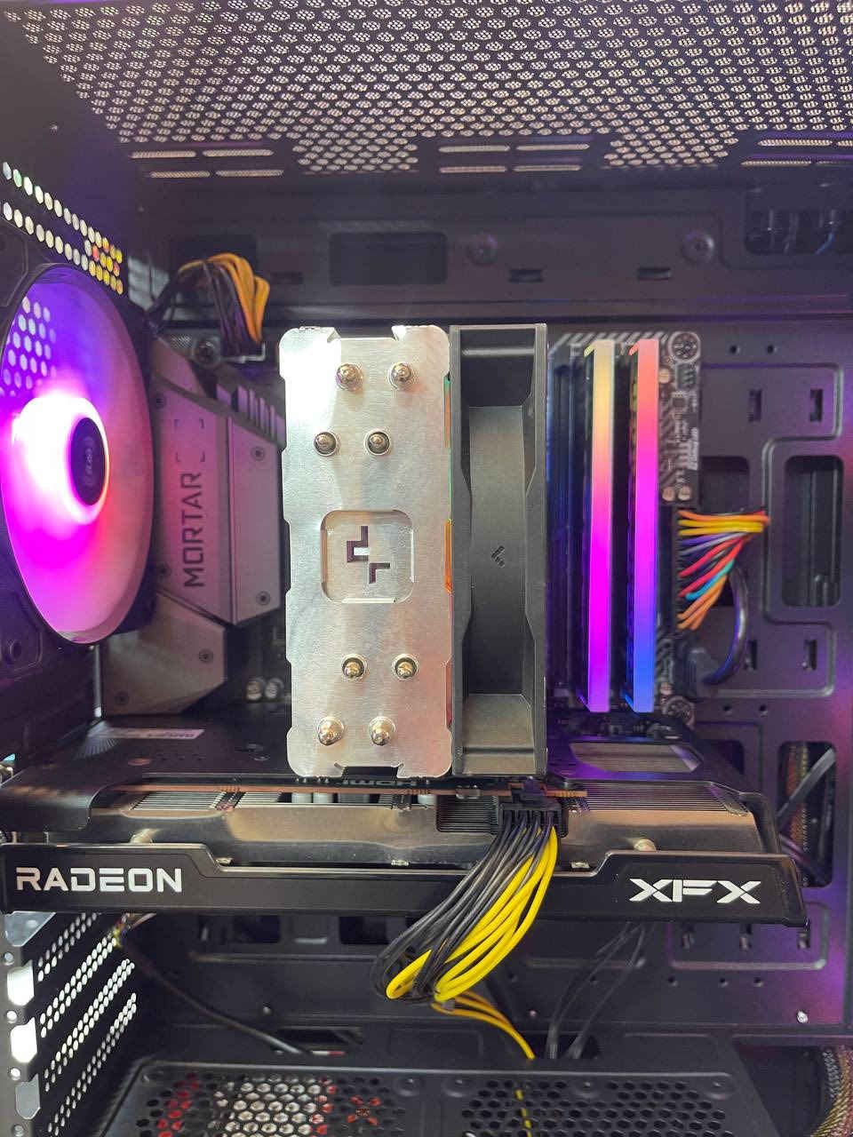 للبيع 🔵🔵

Ci7 9700k
Rx 6600 8gb xfx
Ram 16gb
M.2 128gb
Hdd 1tb
B365 msi
700w
Case 4fan
السعر 800 الف وبها مجال للشراي 
للاستفسار خاص او على الرقم ***********
