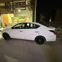 اخواني نيسان صني موديل 2024 ماشيه 80الف  السياره نضيفه ودوشمه جديده ال...