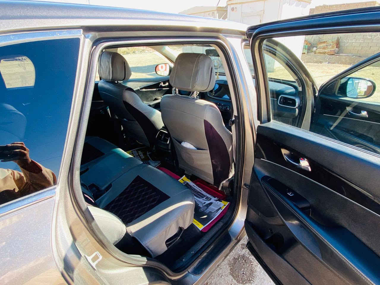 سياره سورنتو للبيع موديل 2016وارد امريكي لون رصاصي حادثه البابين جهت سايق ماشيه 80نضيفه 5راكب رقم ذي قار دولي سعر 140بيع فقط 4سلندر


**إذا كنت صاحب هذا الإعلان وتريد حذفه لأي سبب، رجاءا أرسل رسالة إلى الدعم الفني**