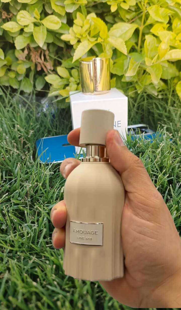 بداية لازم نعرف إنو لاين 618 Line 618 هو خط انتاج وعطر مميز جدا من دار العطور العمانية الراقية أومنيام Omniam

قصة ومعنى الاسم
الرقم 618 مو مجرد رقم عشوائي وراه سر وفكرة عبقرية كلش.هذا الرقم يرمز إلى النسبة الذهبية Golden Ratio في الرياضيات والفن الي هي تقريبا
1.618
النسبة الذهبية هي مقياس الجمال والكمال والخطوط المتناسقة بالطبيعة والمعمار دار العطور اختارت هذا الاسم حتى تكول إنو هذا العطر تم تصميمه بأعلى درجات الدقة والتوازن والريحة مالته متناسقة بشكل مثالي مثل لوحة فنية كاملة الأوصاف
عطر مخصص لكبار الشخصيات والامراء والقادة
إذا تدور على عطر يمثل قمة التوازن والجاذبية فعطر لاين 618
قمة بالرقي 

هذا العطر صمموه للناس الي تعشق التميز والجمال الهندسي الي يدخل للروح بدون استئذان يجمع بين النوتات العطرية النادرة وبتركيبة متوازنة بشكل مو طبيعي بحيث ينطيك هيبة وفخامة وبنفس الوقت هدوء وراحة تجذب كل الي حوليك من العطورالي  يترس مكانك بالفوحان 💥.
متوفر تقسيم احجام مختلفة
3-5-10مل لتجربة قبل الشراء زجاجة كاملة 
جودة

#أبو_إلياس_للعطور #ابو_الياس_للعطور #عطور_ابو_الياس #عطور_براندات #تقسيم_عطور #تقسيم_العطور #عطور_نيش #عطور_عالمية #عطور_فرنسية #عطور_فاخرة #تستر_عطور #عطور_اصلية #عطور_العراق #عطور_بغداد #تريند_العراق #اكسبلور_عراق #مشاهدات_تيك_توك #اكسبلور_انستغرام


**إذا كنت صاحب هذا الإعلان وتريد حذفه لأي سبب، رجاءا أرسل رسالة إلى الدعم الفني**