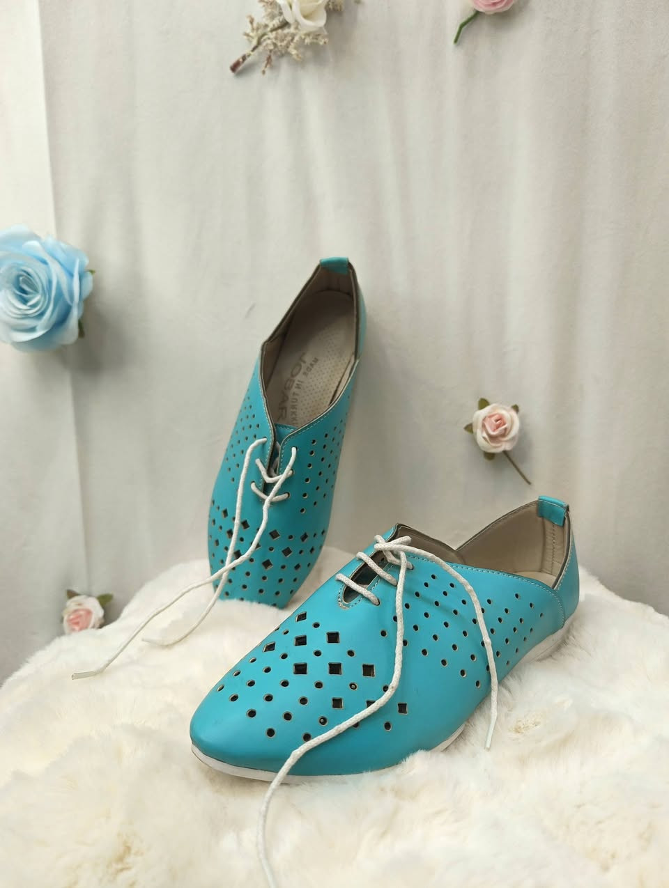 للبيع جملة ومفرد 
 للتواصل فقط واتس 
***********
