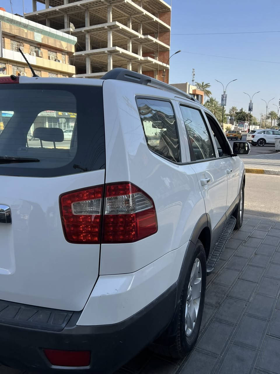 السلام عليكم 
للبيع مهافي 
2013 
خليجي السيارة مكفولة كفالة 
جديدة جدا ماشية 74 حقيقي جديدة ما مفتوح برغي بيها 
4x4 فور ويل فول موصفات 
بأسمي السيارة جهازة من كلشي 
السعر 175 وبيها مجال لشراي ما متواجد لا الفيس ولا واتساب اتصال فقط 
***********
