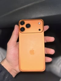 اكس ماكس ١٧ برو • ٢٥٦ • بطاريه ١٠٠