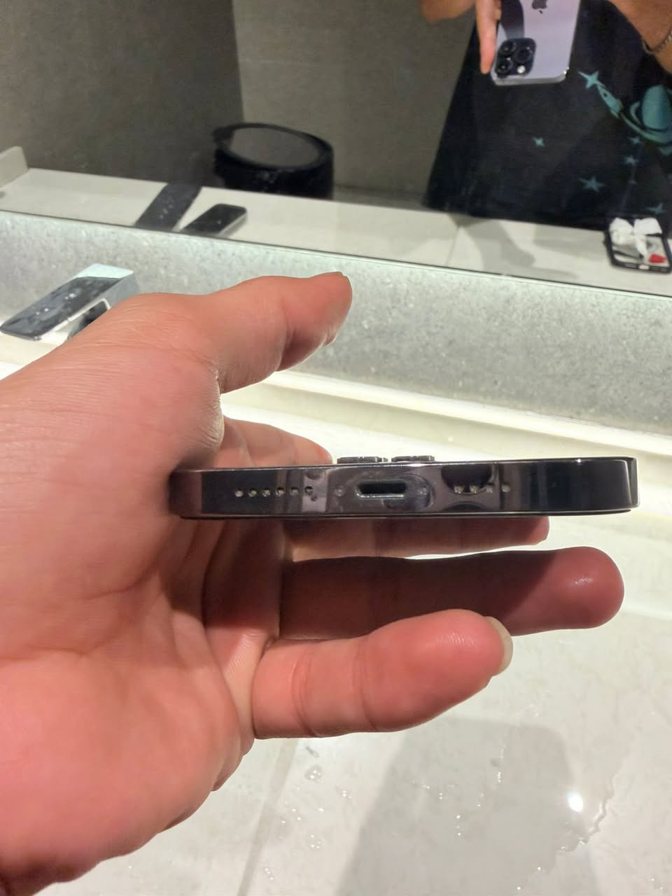 ‏iPhone 14 Pro Max تلفون جهاز نضيف  السعر 800 وبي مجال  رقمي واتساب جاوب ***********
