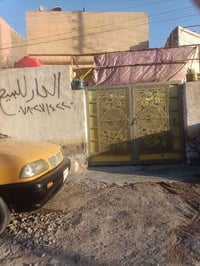 ورحمة الله وبركاتة .  دار البيع مساحه الدار 120 يتكون من غرفة نوم وستق...