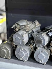 قطع غيار • سيارات