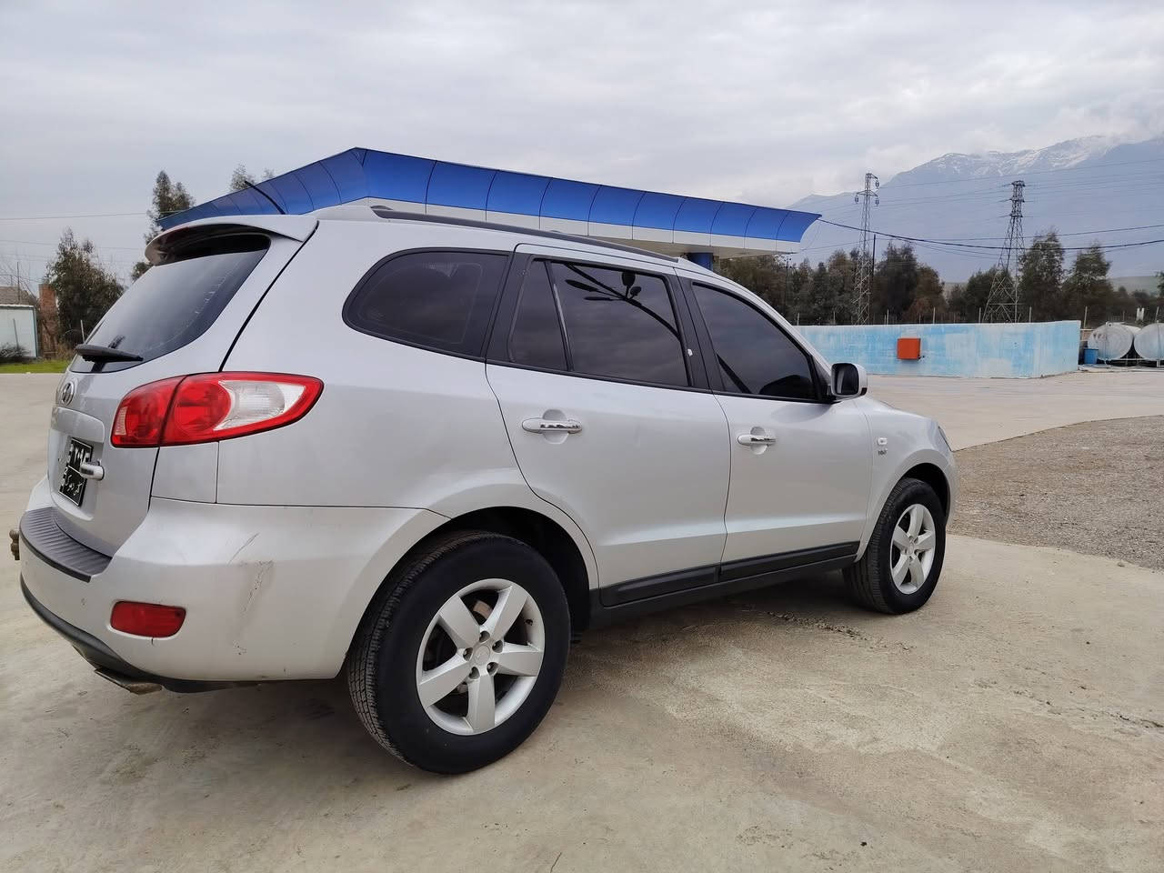 هۆندای سەنتافی گازی سۆپەر مەکینە ئنجیتەر مۆدێل 2008 بڕاوەی دوبەی تۆماتیک کوشن هیتەر و سڵایت تەبریت سارد و گەرم و سێ ڕیز کوشن سەیارەکە زۆر خاوێنە سیعری 53$  مەعامەلە ***********
