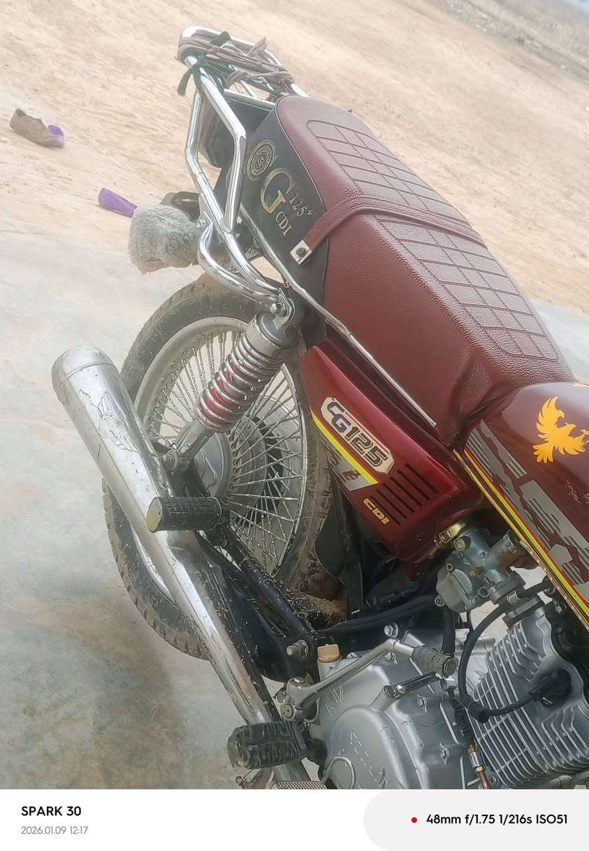 السلام عليكم موطور 4گير  للبيع 2024كلو شرط كهربائيات كله شغاله السعر 625وبي مجال‏‪***********‬‏
