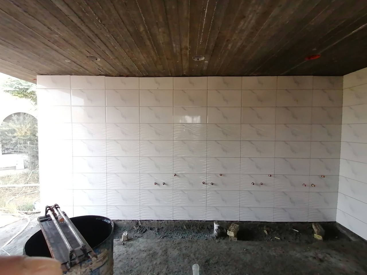 السلام عليكم، خلفة لتطبيك السيراميك والبورسلين (أرضي-جداري) مكاني بغداد الكرخ للاستفسار التواصل  عبر الواتس اب ( *********** )
