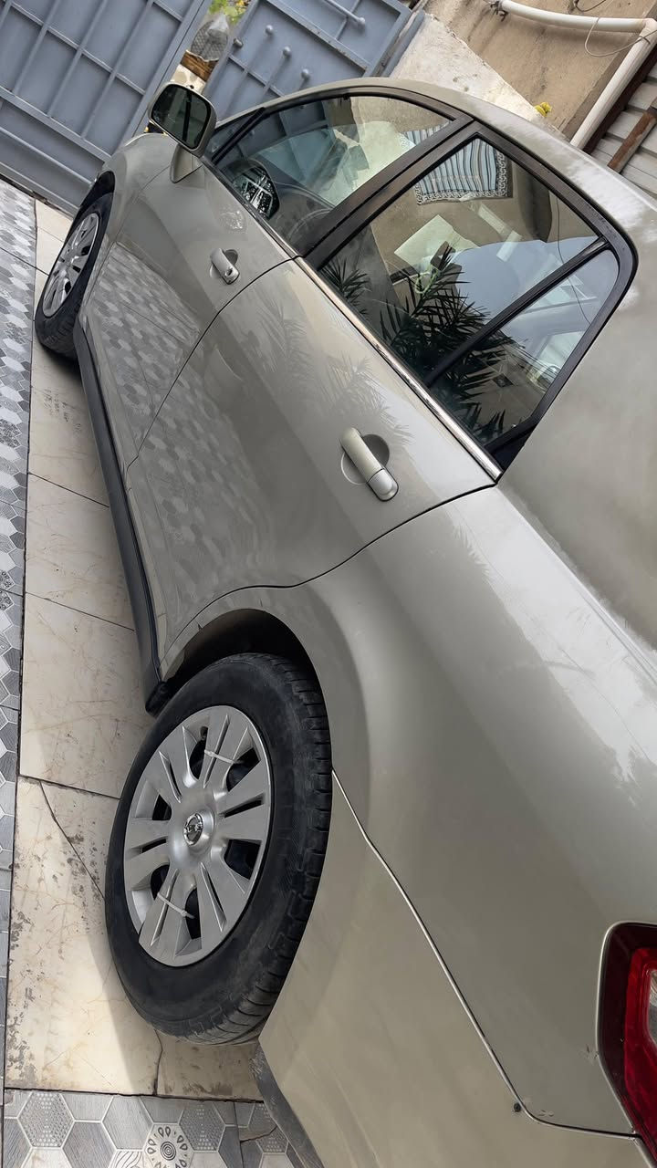 السلام عليكم ورحمة الله وبركاته
سياره نيسان فيرسا  ياباني 
مصبوغة حزام  جماليه 
محرك 1800 
تبريد كير ومحرك مكفول 
رقم بغداد انكليزي 
هزه جديده 
موديل 2008 سنويه 2031 جديد 
بدون نقص ايشي 
عنوان بغداد الاسكان 
السعر 65 بيها مجال قليل حق الجيه 
***********
