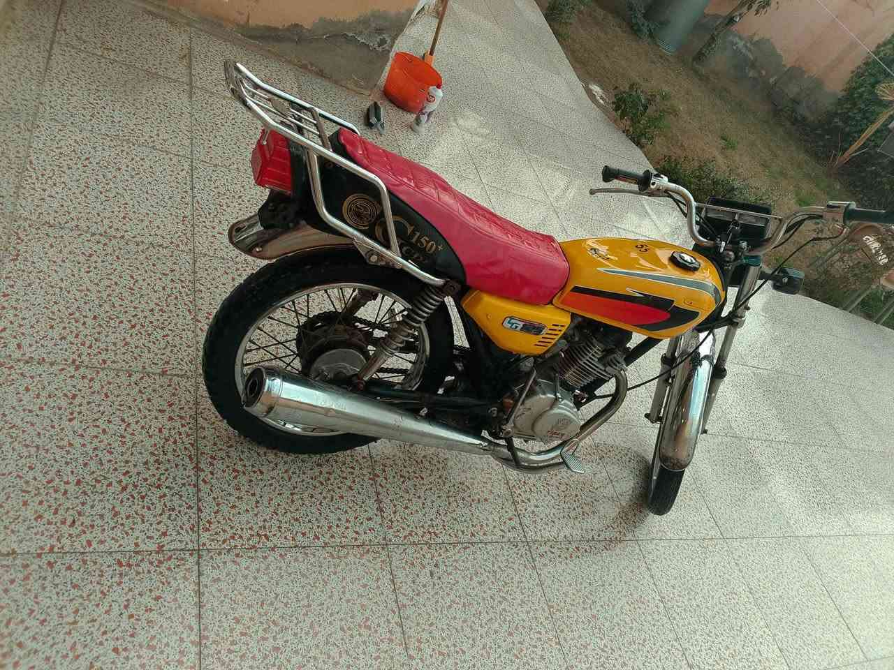 السلام عليكم دراجه تايكر موديل 20 اوراق كامله دراجه خير من الله من مكينه من شلعه سعر 330 مكاني ديالى بعقوبه ***********
