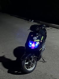 سكنس نثيه للبيع السعر 580  وبيه مجال  مكانها الدوره 07775203812