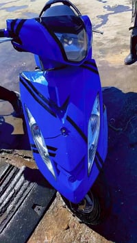 جيتي ار • معدل • تدخن