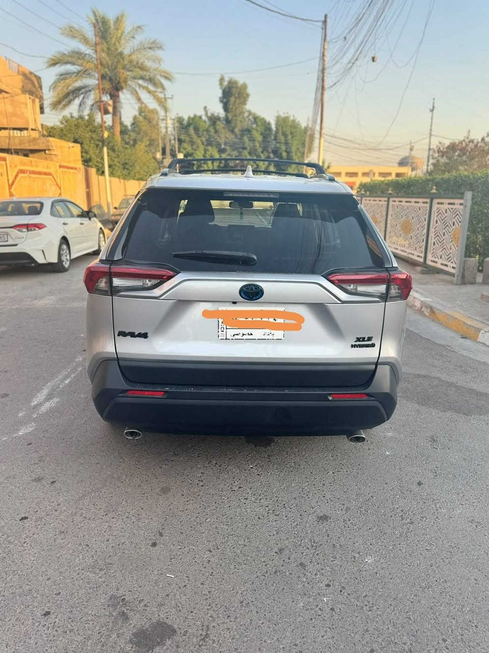 سياره راف فور وارد أمريكي هايبرد رقم بغداد XLE ماشيه ٤٦الف كيلو مو ميل حادث  جاملغ الأيمن مبدل ابلادي نفس اللون بيه ربع بنيد صبغ سياره نظيفه مكان سياره فلوجه حي العسكري السعر 205 ورقه بيه مجال
رقم الهاتف ***********
***********
