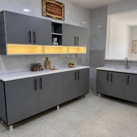 للبيع • مع توصيل • خزائن