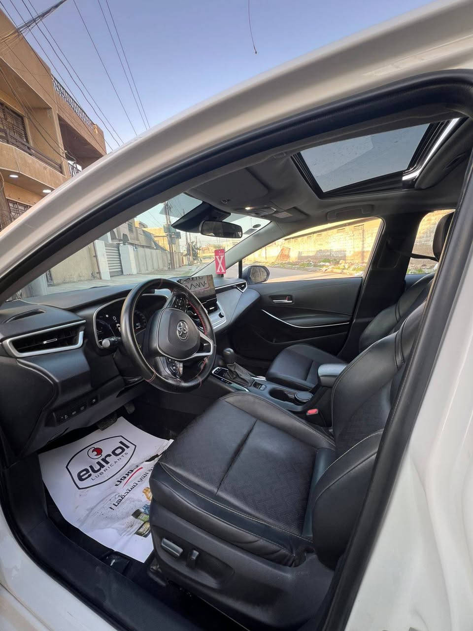 كورولا 2023 هايبرد
اعلى فئة se العلامة الزركة 

فول مواصفات للاخير بصمه رادار تحديد مسار مثبت سرعه فتحه سقف
تحويل ثاني يوم ب اسمي لا مطلوبه ولا شيء
كفاله من كلشي محرك كير دواخل 
ماشيه 80
ماعدا بيها بارد على كد شبر BDR فقط 
السياره جاهزة من كل شي للبيع فقط .

***********
