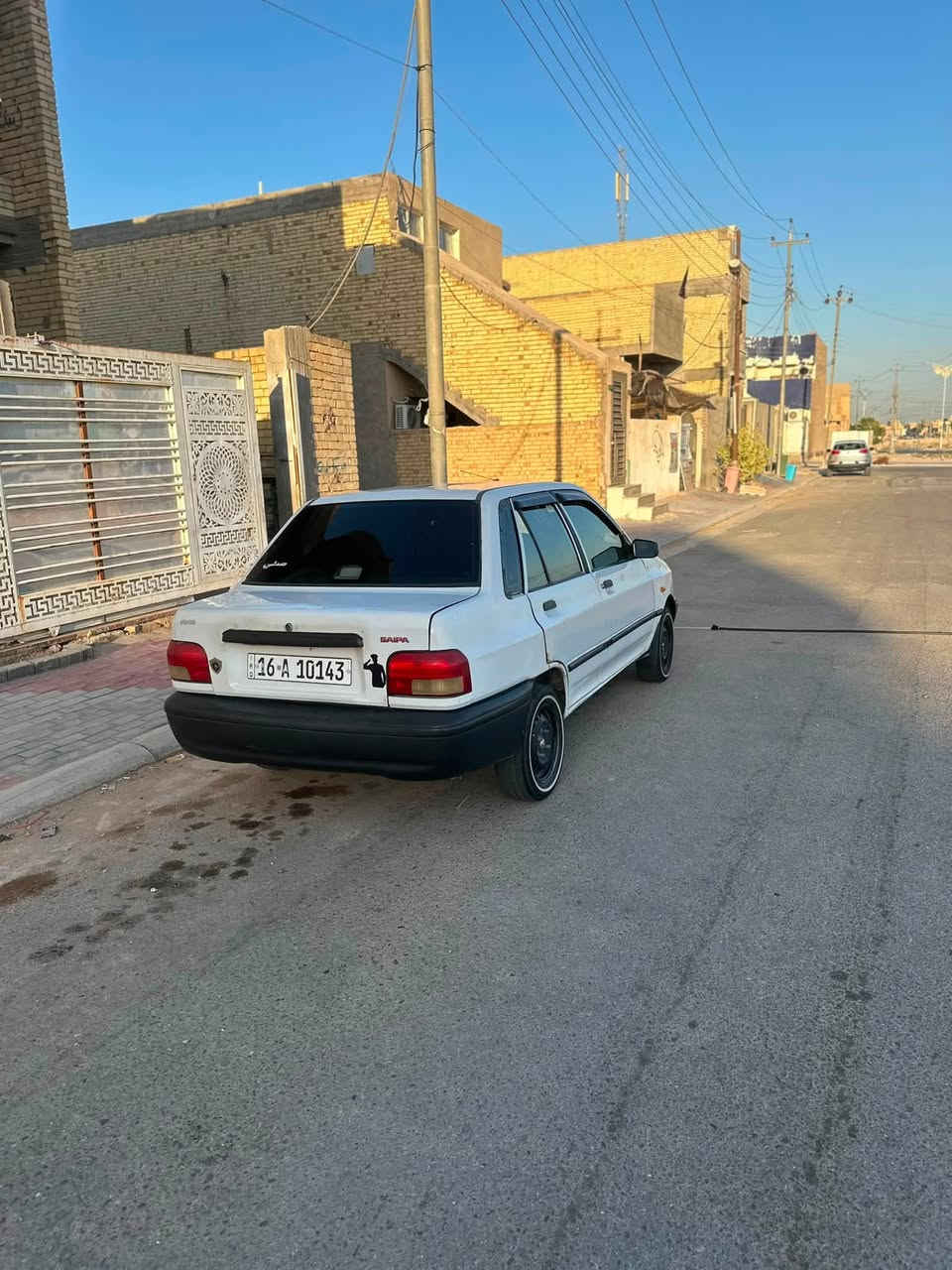 سايبه للبيع موديل 12 بأسمي السياره ومكانه كربلاء تبريد شغال وعوزها ترتيبات بسيطه سعرها 35 للتواصل ***********
