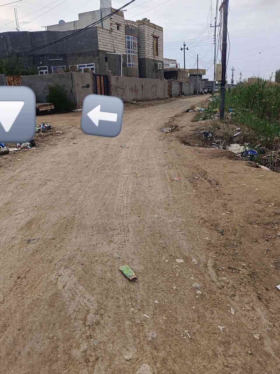 بيت للبيع زراعي في ناحيه العكيكة مقابيل حسينه العاتي
مساحه 100 متر 
محتويات ديوانيه صاله مطبخ صحيات وغرفه  واحده
البناء فرمستون اعكاده 
السعر 43 وبيه مجال 
***********
