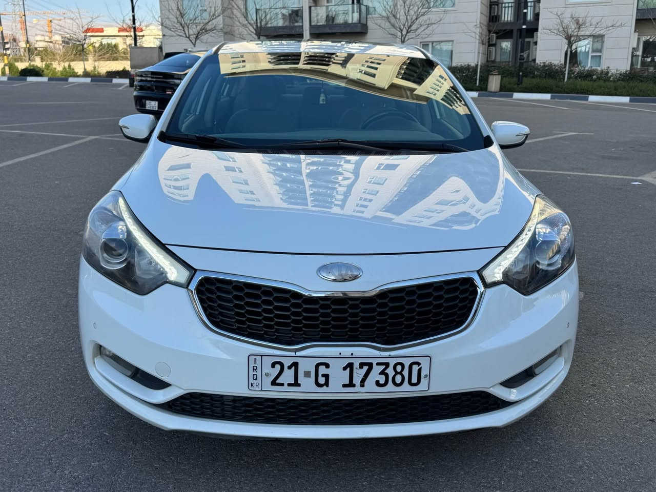 بە ناوی خوای گەورە
ڕەسمی سۆنەرەکەم داناوە 
کیا سیراتۆ 2013 خلیجی شکڵ گۆڕاو
سفری شەریکەی البخیت  فوول مواسەفاتە  بەسمە ڕەنگی سپی بەفری پێنج ویل کەپ ویل 17 سڵاید ABS سوکان ڤۆلیۆم و بلووتوز  و تەلەفوون تەحدید سورعە گێڕ لە سەر سوکان 6 گێڕ سەلاجە ئۆکس و USB, ئاوێنە ئیشارەت و ئاوێنە ئەخەوێ پێش و دوای لید پێش و دوای حاسەیە بلاجیکتۆر لایت عەدەسە و باڵی سەر سنووق دوو بەسمەی شەریکەی لە گەڵایە گێڕ و مەکینە بە شەرت بێ عەیب بێ کرانەوە لە سەر دەقی شەریکە ماوەتەوە سەنەوی تازەیە تا وەکو 2029تایەی تازەیە تەقە و ڕەقەی نییە تەبرید مەرکەزی تەبرید لەمس وشاشە گەورە و کامێرا و شاشە لەمس
شوێن سلێمانی 
*********** السليمانية, العراق
