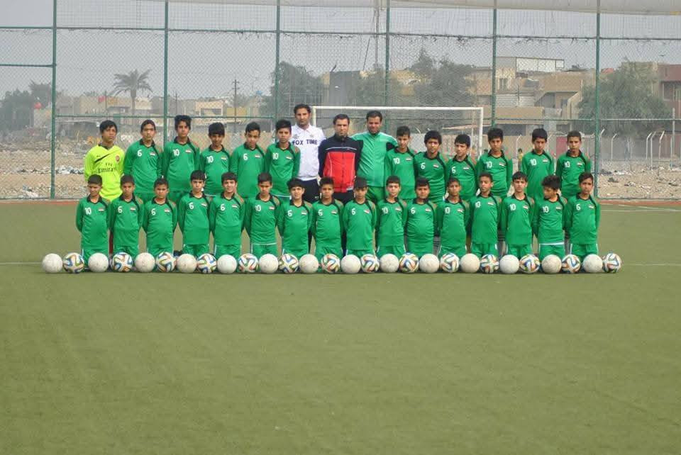 شكرا" خاص لجميع الصفحات والگروبات والبيجات لتعاونهم معنا لخدمة الرياضة والرياضيين وابناء منطقة الأمين والمناطق المحيطة بها وجميع مناطق بغداد.
مع بداية انتهاء طلابنا لاعبينا من الامتحانات لنصف السنة تقرر عمل البرنامج لعطلة نصف السنة الدراسية لاكاديمية العراق الكروية النموذجية الرسمية التابعة لنادي الأمين الرياضي. ولكثرة السؤال والاستفسار من قبل الأهالي و اولياء الأمور عن تفاصيل التسجيل والاختبارات والتدريب في الاكاديمية الأولى لرعاية وتطوير الأطفال والناشئين والشباب وصقل المواهب الكروية وزجهم وتسويقهم إلى الاندية والمنتخبات. ملاحظة كل التفاصيل اسفل المنشور.
////////////////////////////
(أيام التسجيل والتدريب)
اول يوم تواجد وتسجيل  والاختبار اليوم السبت الساعة الرابعة من بعدها نستمر بالتواجد كل يوم من الاسبوع بالاستمرار كل يوم من الاسبوع.
///////////////////////////
(اوقات التسجيل والاختبارات والتدريب)
الساعة الرابعة ( 4 عصرا") كل يوم نفس الوقت ثابت من كل يوم بالاسبوع.
/////////////////////////////
(الفئات العمرية المطلوبة)
شباب ناشئين اشبال براعم أطفال 
من عمر خمس سنوات إلى 20 سنة
كل فئة تدريبهم وتسجيلهم حسب العمر المخصصة وبنيتهم الجسمانية.
///////////////////////////
(عنوان ومقر أكاديمية العراق الكروية)
بغداد. بغداد الجديدة منطق الأمين شارع نواب ضباط الخدمي مجمع الملاعب ملعب تارتان ابو سيف قرب الشارع العام لخدمي النواب ضباط.
////////////////////////////
( عمل وهدف ومهام الاكاديمية)
اكاديمية رياضية كروية تربوية اخلاقية ثقافية ترفيهية تعليمية تعمل على تعليم وتطور ابنائنا وتاهيلهم وصقل مواهبهم الكروية وتشجيعهم على ممارسة الرياضة وترك الامور السلبية والابتعاد عنها من خلال الاستفادة من طاقاتهم من خلال ممارسة الرياضة وكرة القدم وعمل منهاج سنوي تدريبي متكامل ومتطور يجعلهم في الصفوف واللاعبين المتقدمين من خلال الالتزام بالحضور والتعليمات والتدريبات اليومية والمنهاج المختص لهم من قبل اهل اختصاص في علم التدريب الرياضي والاكاديمية ومدريبيها اختصاص كلية التربية البدنية وعلوم الرياضة.
///////////////////////////
(ملاحظة مهمة)
لايوجد أي فرع ثاني يمثل نادي الأمين الرياضي او أكاديمية العراق الكروية النموذجية الرسمية في بغداد او جميع المحافظات فقط في الزمان والمكان المذكور وتحت تواجد واشراف الكابتن الاستاذ غانم هادي ولا تمثلنا اي صفحة او گروب او بيج في صفحات التواصل الاجتماعي فقط هذه الصفحات نادي الأمين الرياضي
  اكاديمية الليث البيض 
نادي الامين الثانية >>أكاديمية العراق الكروية الرسميةباشراف كابتن غانم هادي 
كلنا مهتمين لتطوير الامين 
لمعرفة التفاصيل والاستفسار الاتصال على الأرقام التالية 
***********
***********
الادارة والاشراف العام الدكتور غانم هادي دكتورة علم التدريب الرياضي كلية التربية البدنية وعلوم الرياضة.
