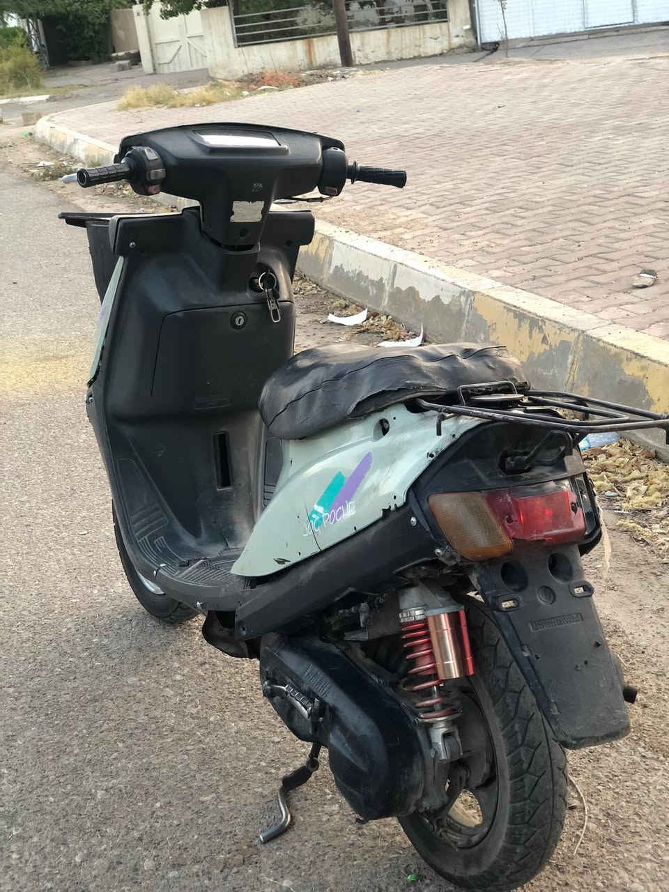 سلام عليكم شباب ياماها سحب للبيع بريكات تايرات زينه كفرات يرادله شويه ترتيب  محرك صوت ناعم سعر ١٣٠بيه مجال رقم ***********
