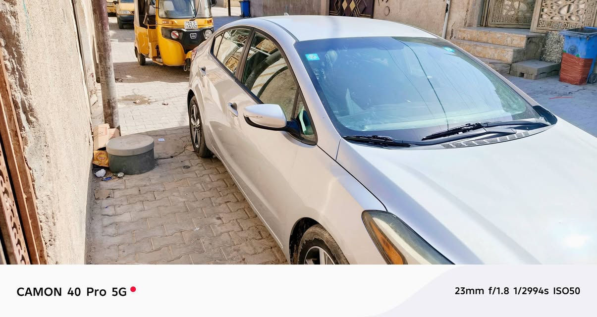 السلام عليكم فورتي 2018 وارد أمريكي حادثها جدا بسيط بخشم البنيد وبيها بارد بجاملغ جهة السايق مكفولة من الصبغ رقم بغداد إنكليزي المكان بغداد للاتصال ***********  السعر 118 وبيها مجال بسيط
