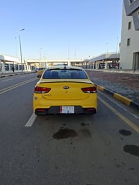 للبيع كيا ريو 2020 فقط شاملغ يسار السعر 118وبيها مجال/07780966607