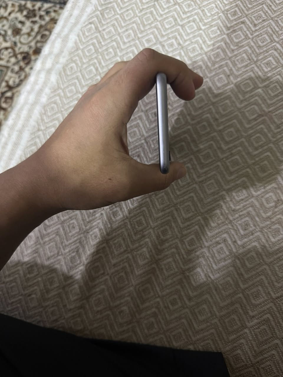 سلام عليكم ايفون 6 اس ذاكره 32 بطاريه 81 الجهاز نضافه 100 بل 100 الجهاز ما مفتوح ولا مبدل بي اي شي وجهاز ياباني يعني لا مجدد ولا امريكي ومتعوب جهاز مال باله تاخذه تضمه لان نادر وما اكو بل سوك هسه واحد ما مفتوح الجهاز للبيع السعر 85.ونهايته 75 من الاخير مكاني كربلاء حسينيه جريه رقم ***********
