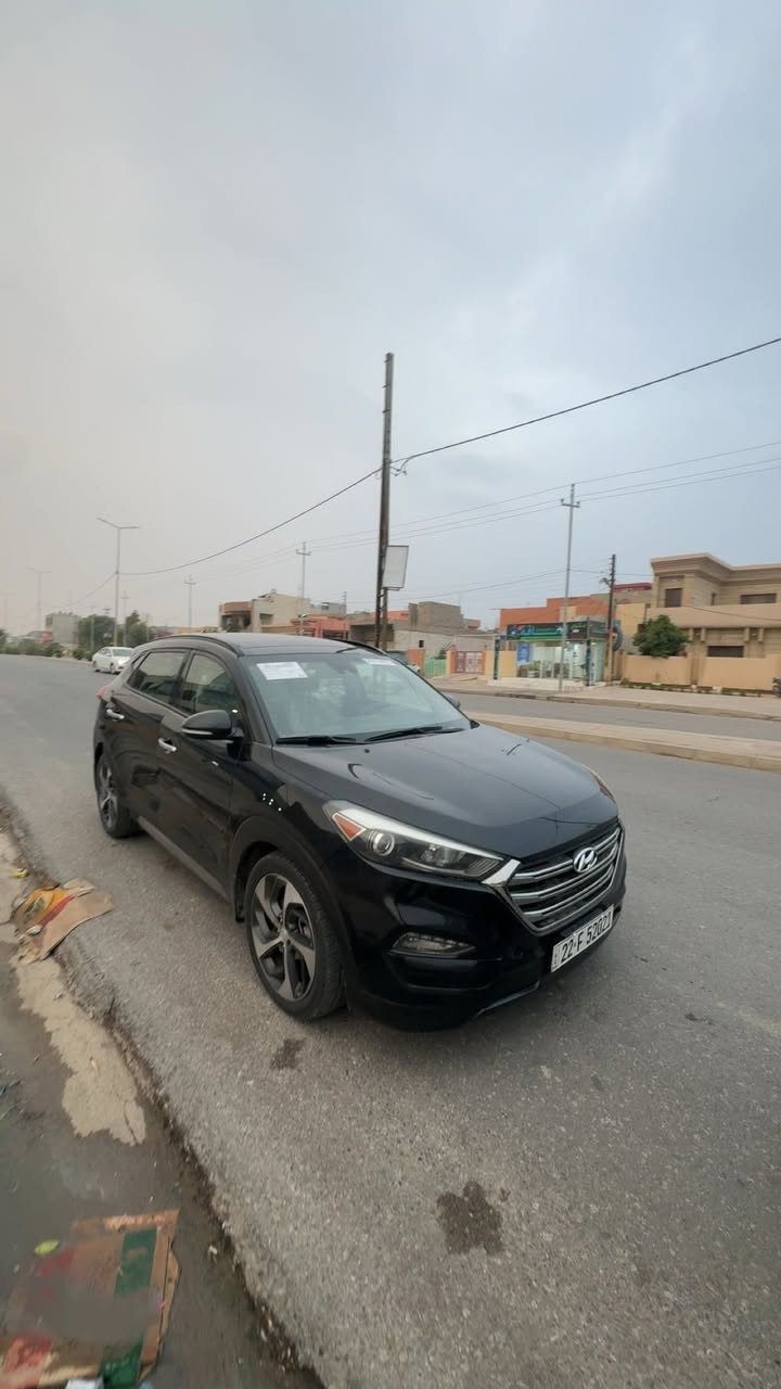 توسان للبيع 2017 فول فول مواصفات كلين بلا اي ضربا فقط شبر صبغ بل صنوق سيارا ما بيها مصرف جديدا خام السعر 145 ورقة الاستفسار عل رقم ***********
