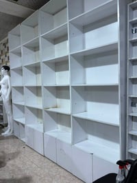 ٤ رف • مستعمل • ارتفاع ٢،٧٠م