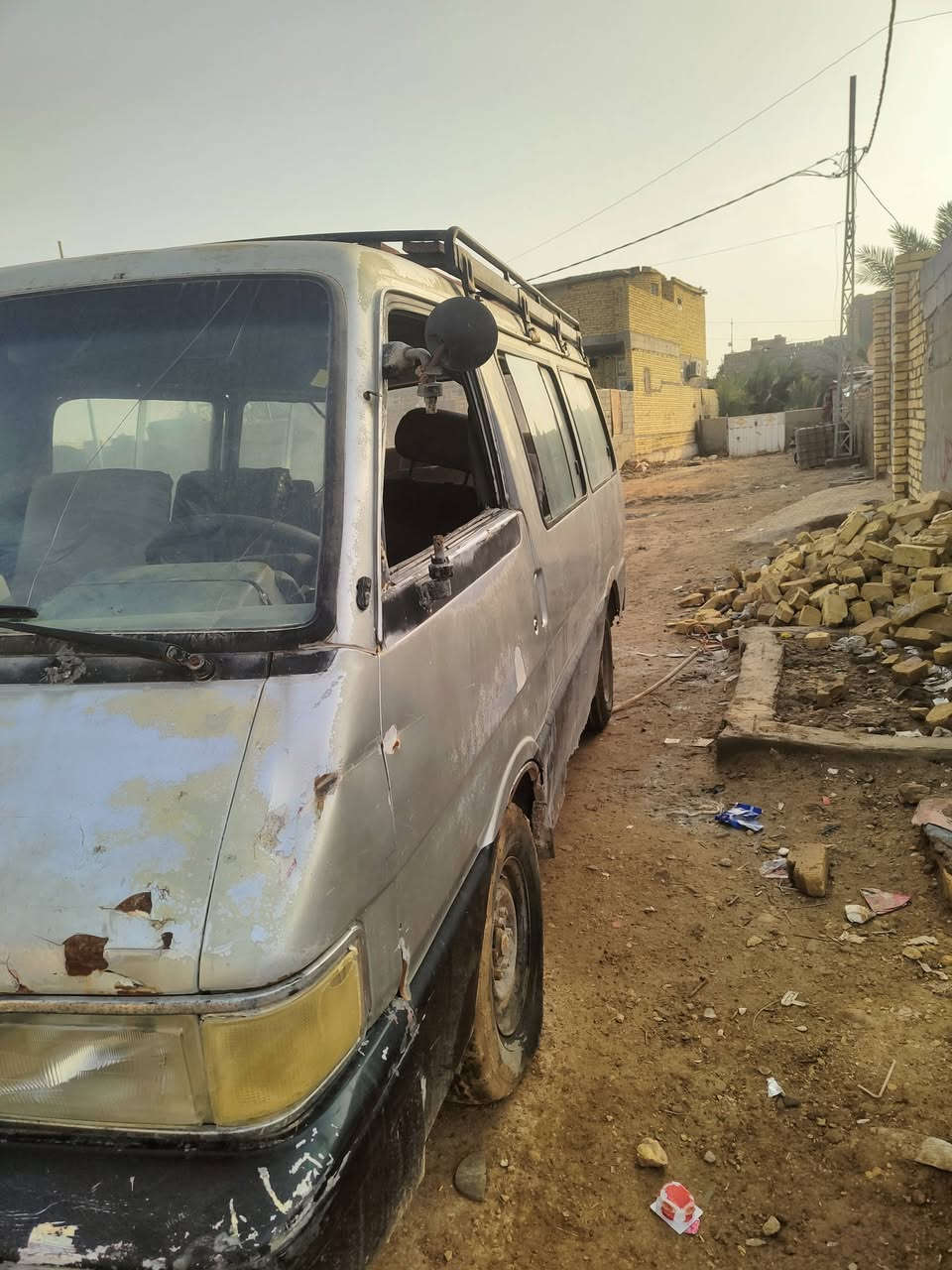 سلام عليكم كيا بستا موديل 1994 محرك كير إكسل خير من الله بيع مستعجل سعر 12 وبيه مجال للاتصال ***********
