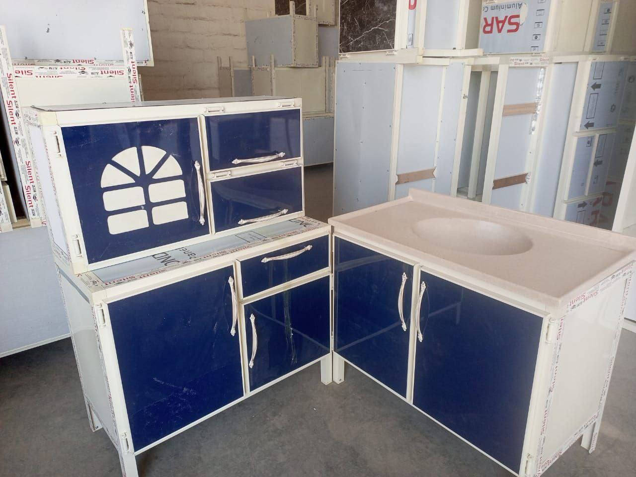 كاونتر قياس متر 3 قطع امللنيوم  سعر 180 يوجد توصيل لجميع المحافظات العراق 🇮🇶الحجز مراسله صفحه او وتساب ***********
