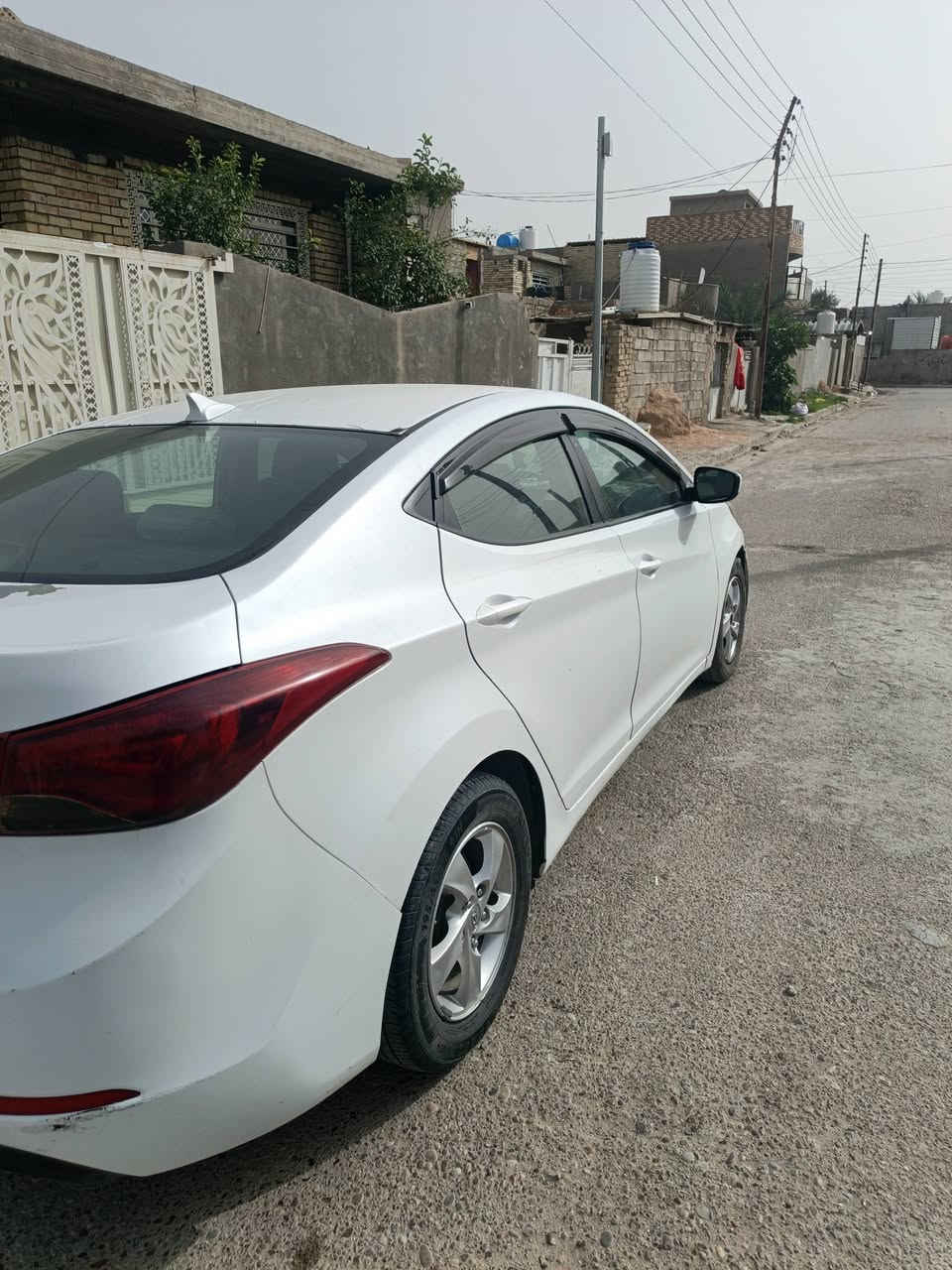 سلام عليكم سياره لبيع موديل 2016 وارد امريكي ضرر حادث بنيد ودعاميه
وداخل العراق بيبان ثنين مثل ما وضح بل صوره بدون دواخل السياره السعر 98 بيه مجال بصيط التواصل عبر الواتف 
*********** واتساب 
***********
