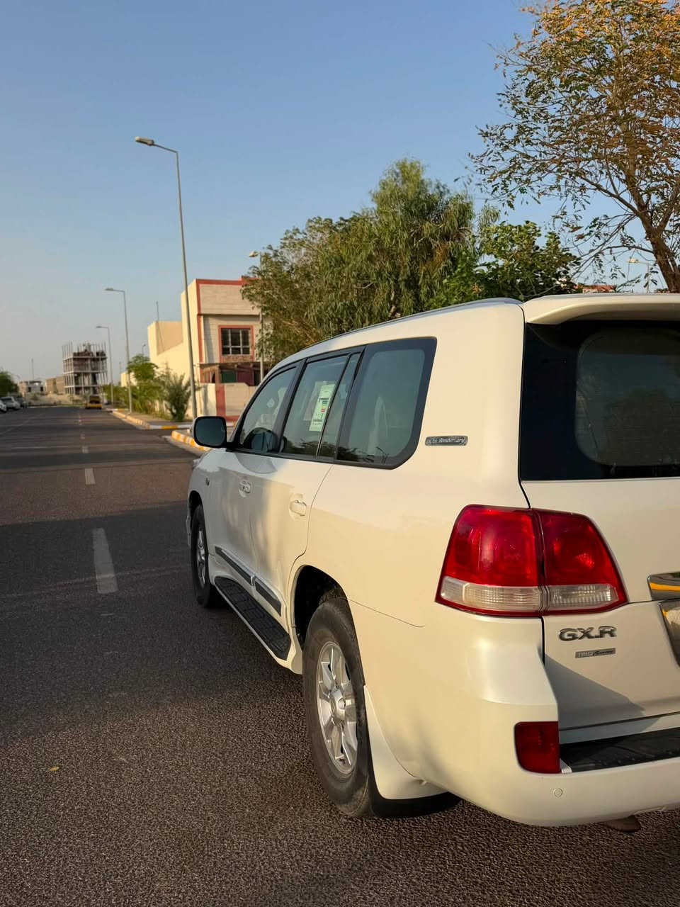 السلام عليكم
لاندكروز للبيع ستينية اصل
فول مواصفات حساسات، كامرة خلفية، فتحة سقف، شاشة، نظام تشغيل عن بعد وغيرها  
ماشية 131 الف حقيقي
سنوية و هزة جديدات رقم اربيل 

باقي التفاصيل واتساب :- 
***********
