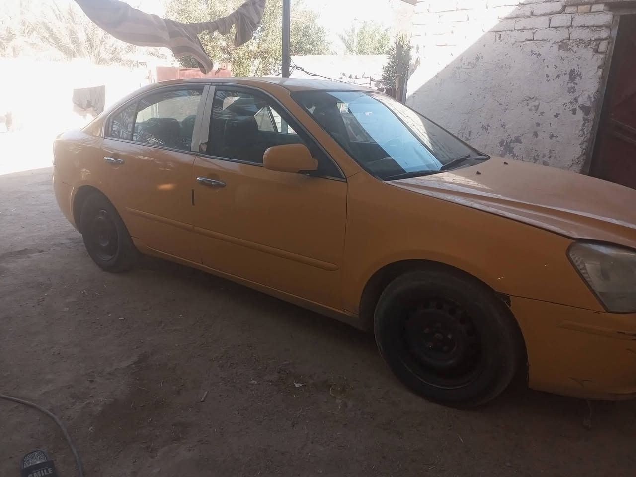 سياره وبتيمه جاهزه من كلشي نضيفه كلش السعر ب 90 وبي مجال الشراي يتصل *********** المكان ناصريه فهود
